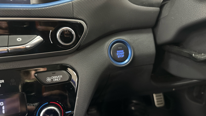 Hyundai IONIQ 1.6 GDi Hybrid Premium SE 5dr DCT Hybrid Hatchback